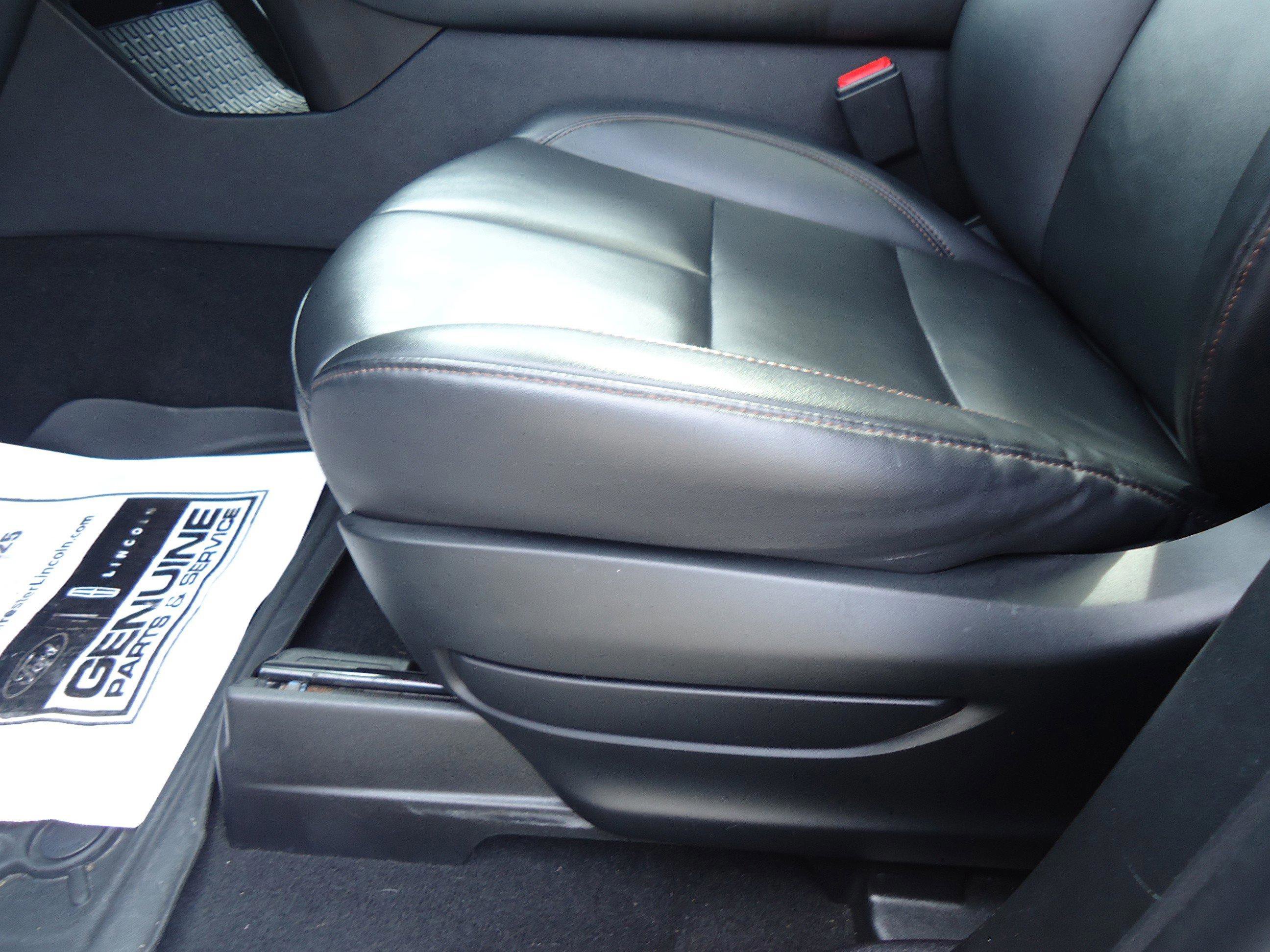 Used 2022 Lincoln Aviator AWD w/ Premium Package image 24