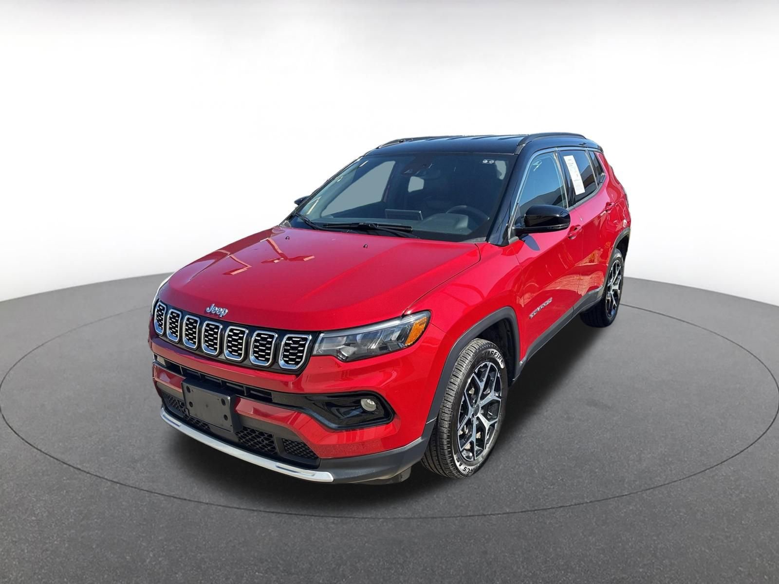 Used 2025 Jeep Compass Limited AWD/4WD image 2