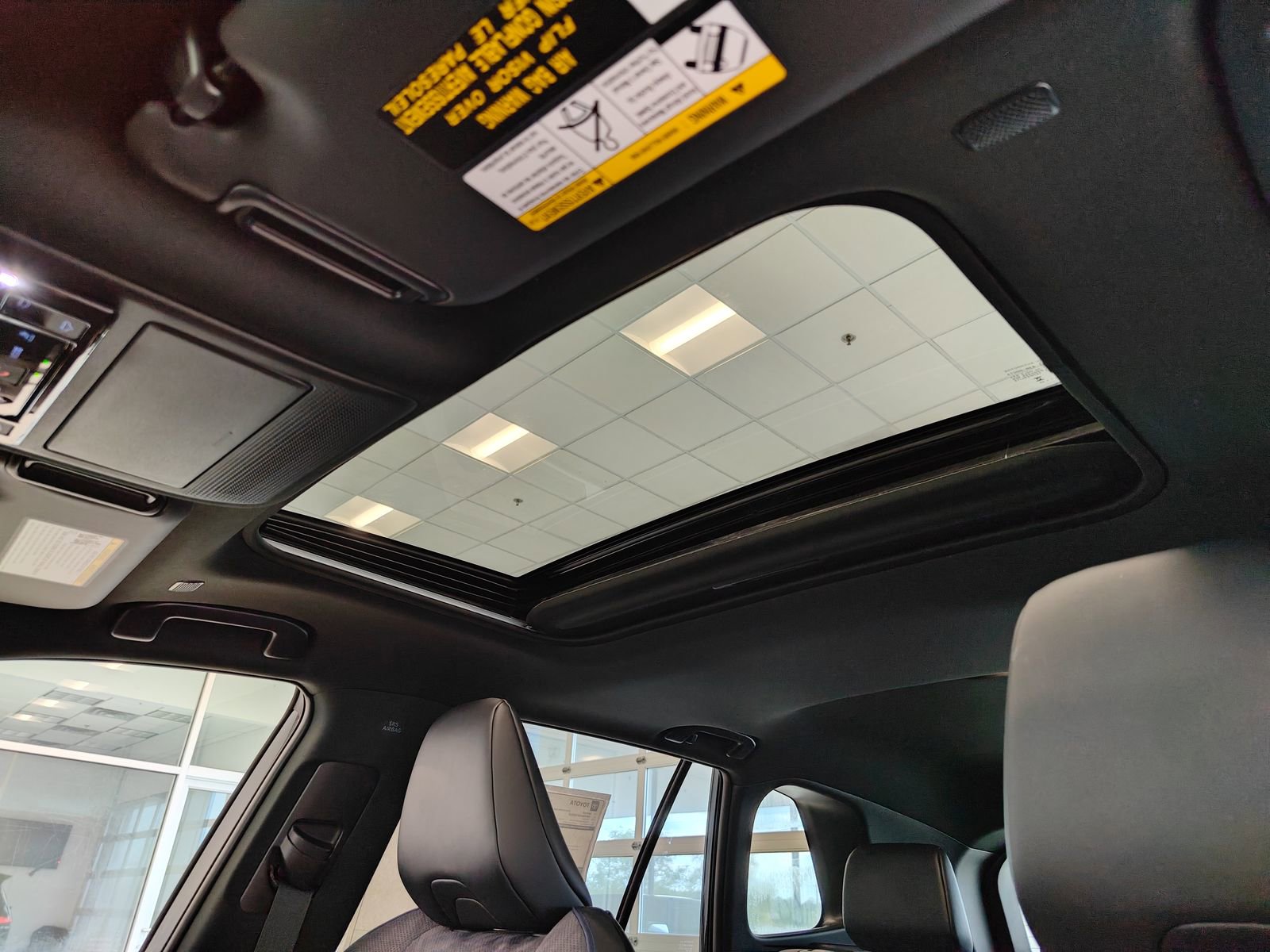 New 2026 Toyota RAV4 XSE w/ Weather Package AWD/4WD image 14
