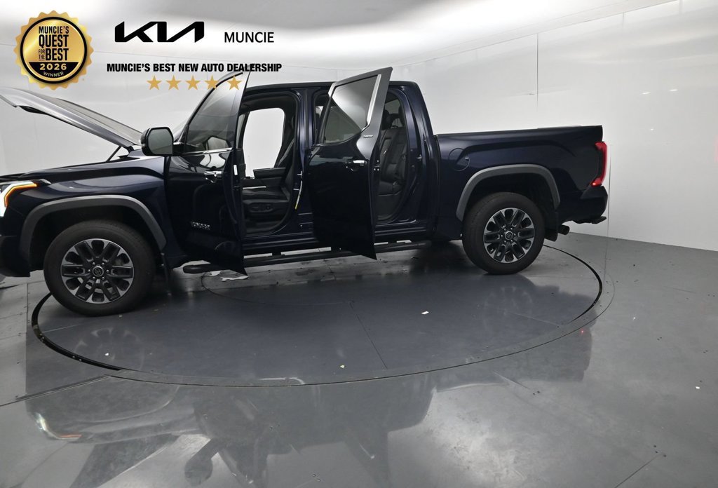 Used 2024 Toyota Tundra Limited AWD/4WD image 65