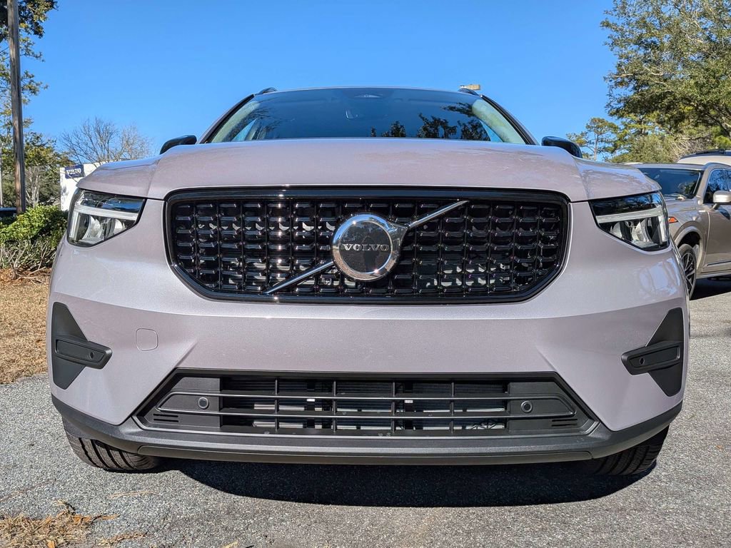 New 2026 Volvo XC40 B4 Core image 9