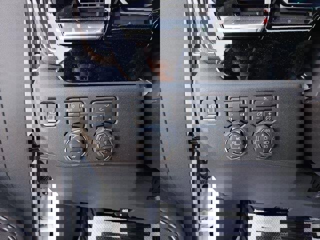 New 2026 Chevrolet Silverado 1500 LT Trail Boss w/ Convenience Package II AWD/4WD image 11