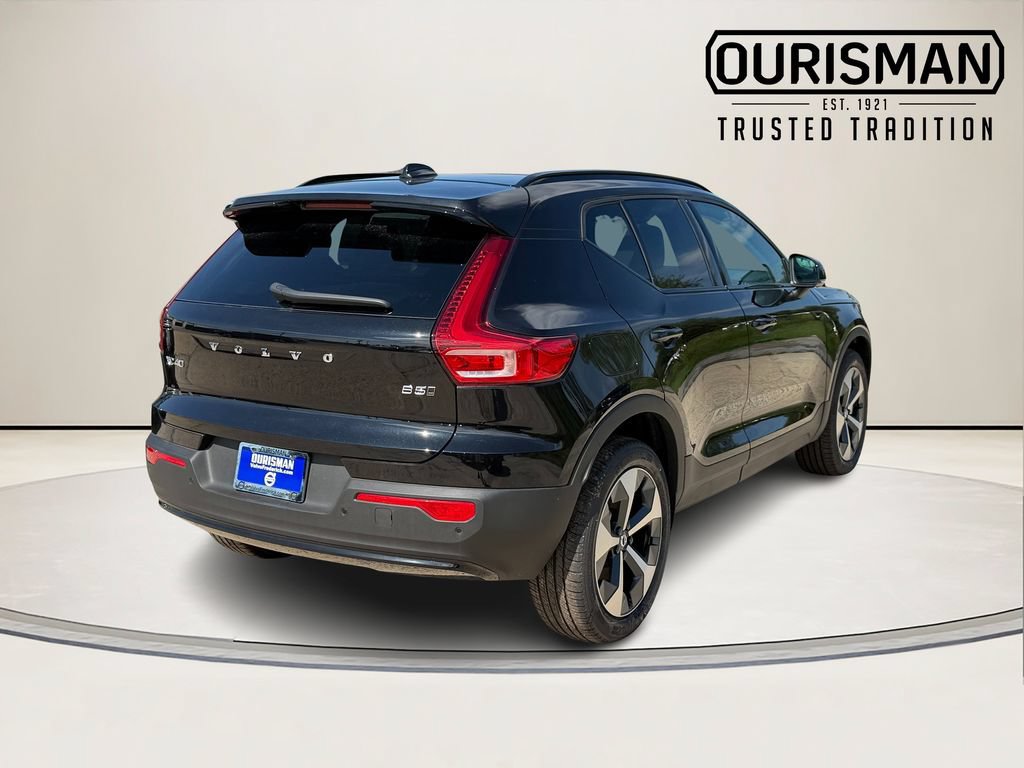 New 2026 Volvo XC40 B5 Plus w/ Climate Package AWD/4WD image 3