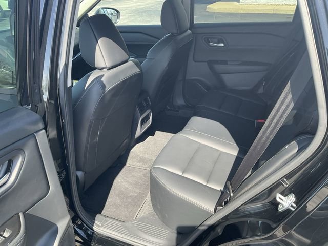 Certified 2026 Nissan Rogue SL AWD/4WD image 13