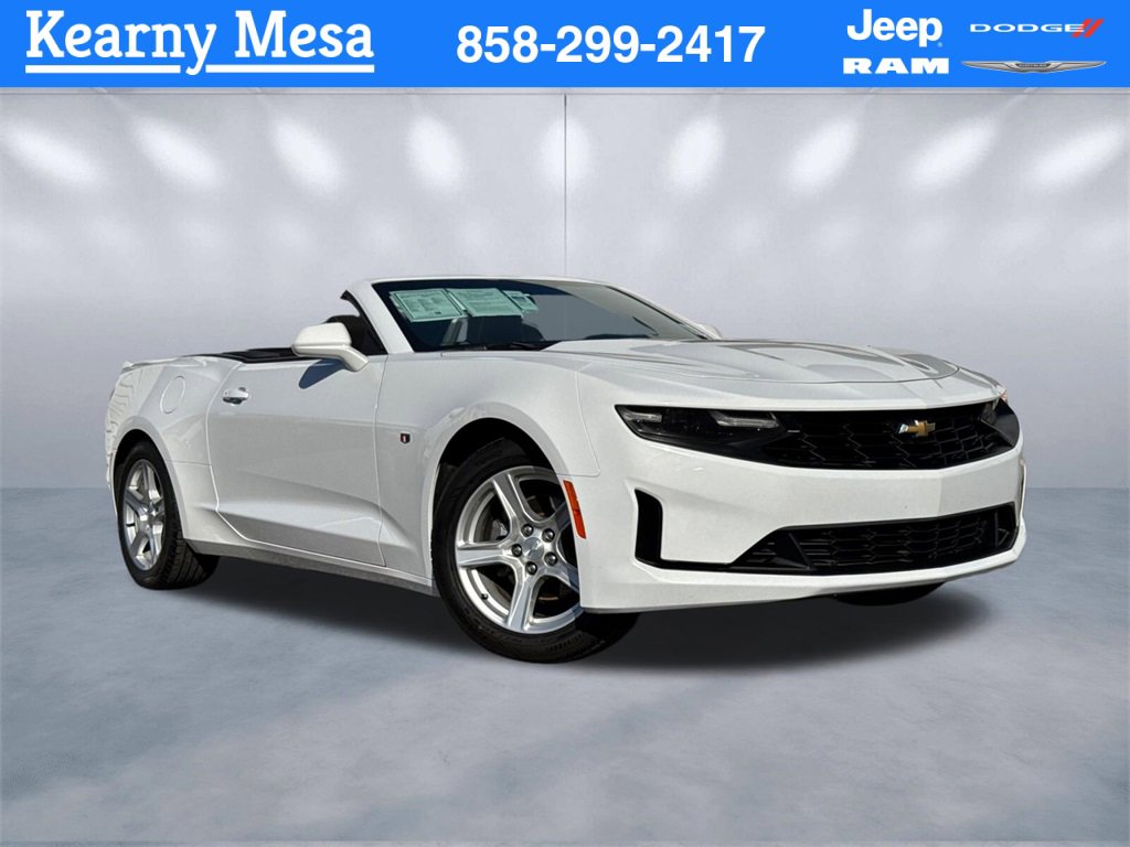 Used 2020 Chevrolet Camaro LT image 1
