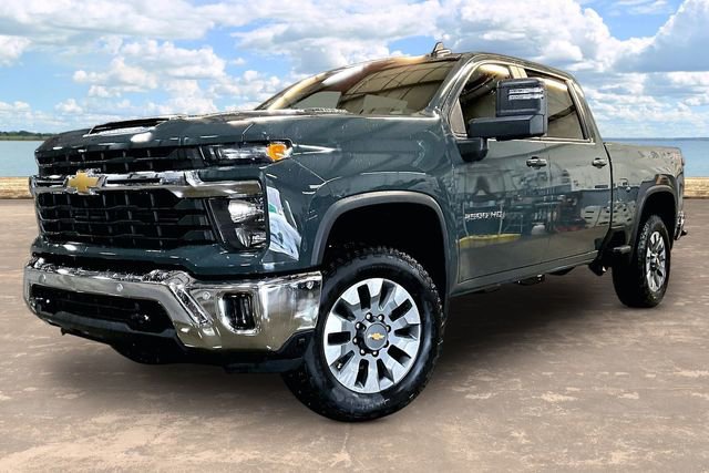 New 2026 Chevrolet Silverado 2500 LT w/ All Star Edition image 2