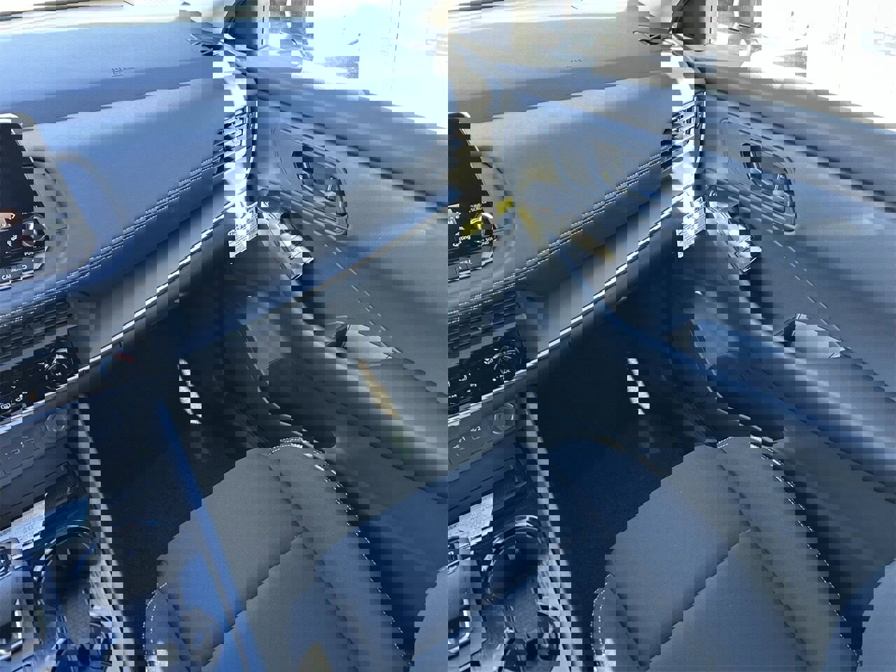 New 2026 Nissan Rogue S image 21