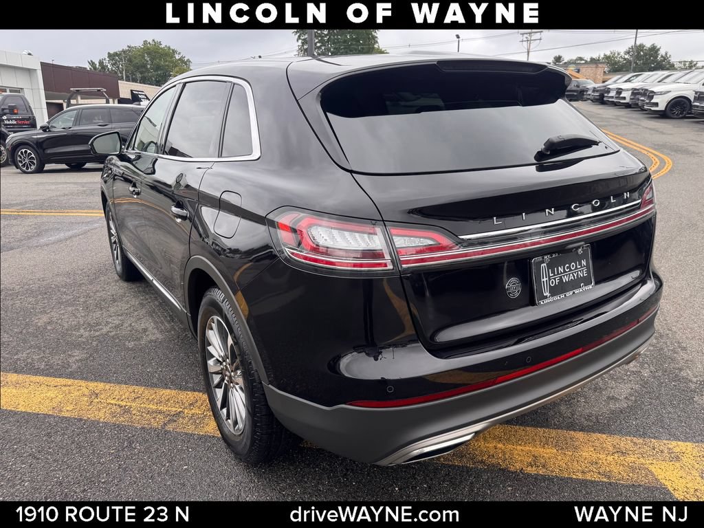 Certified 2022 Lincoln Nautilus AWD w/ Premium Package image 4