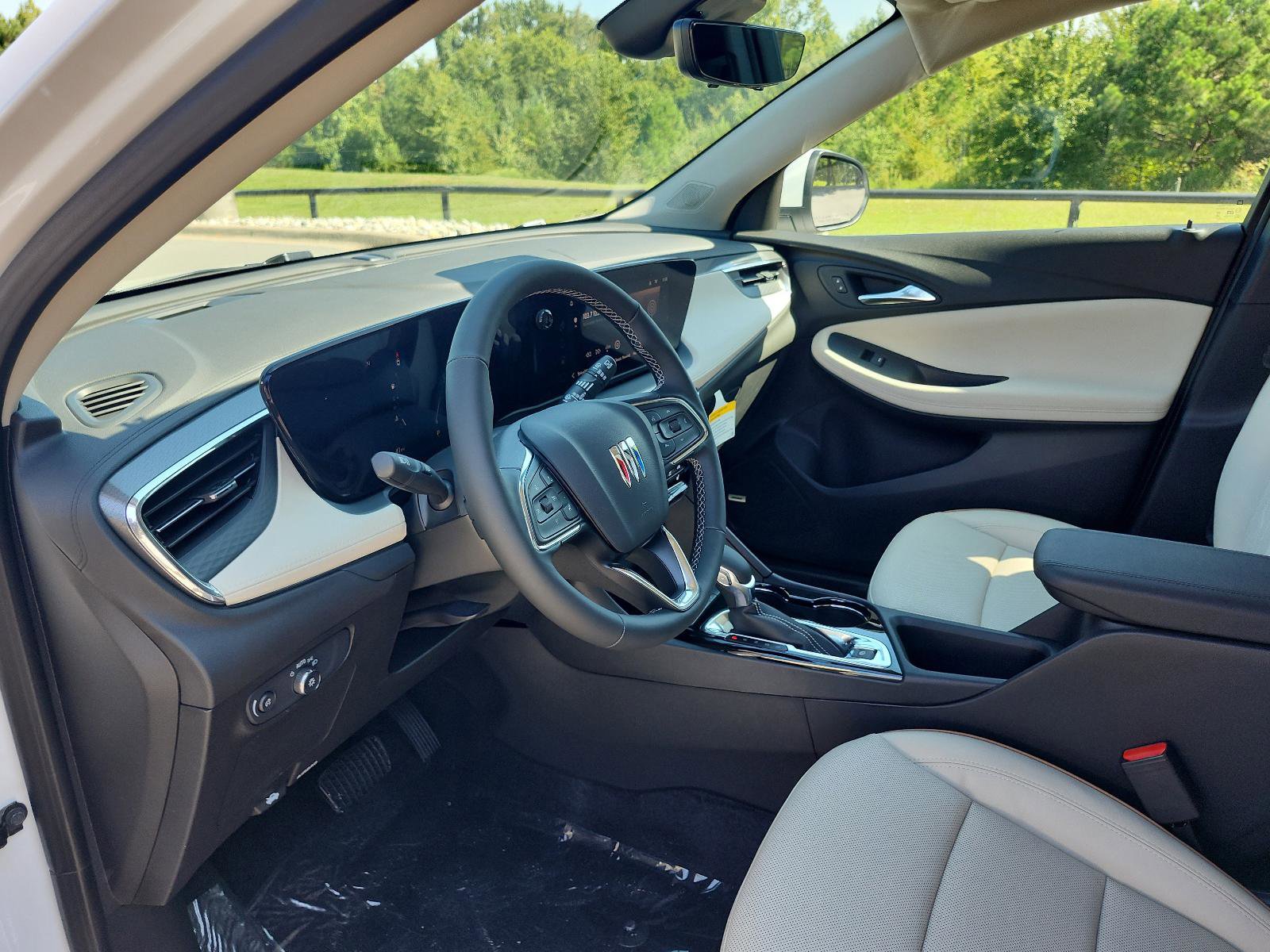 New 2026 Buick Encore GX Avenir w/ Avenir Technology Package image 12