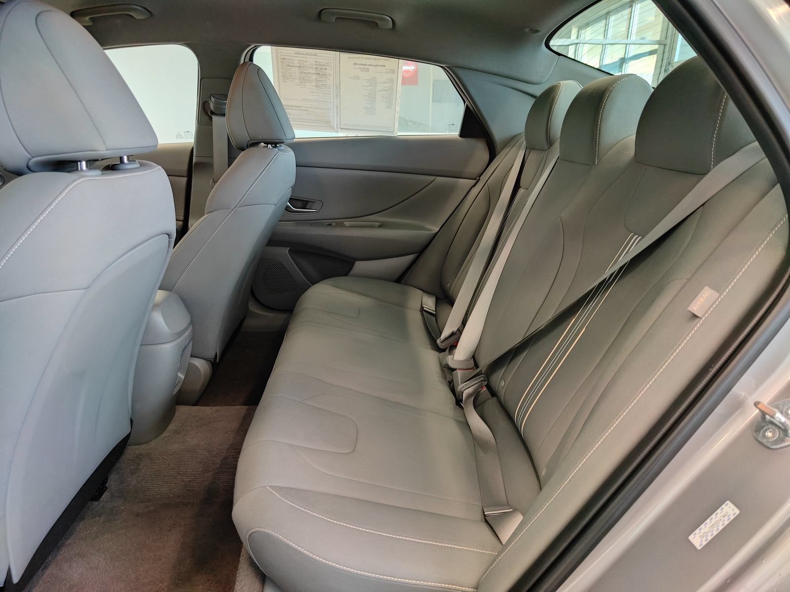 Used 2024 Hyundai Elantra SEL FWD image 11