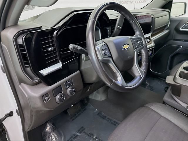Used 2022 Chevrolet Silverado 1500 LT image 12