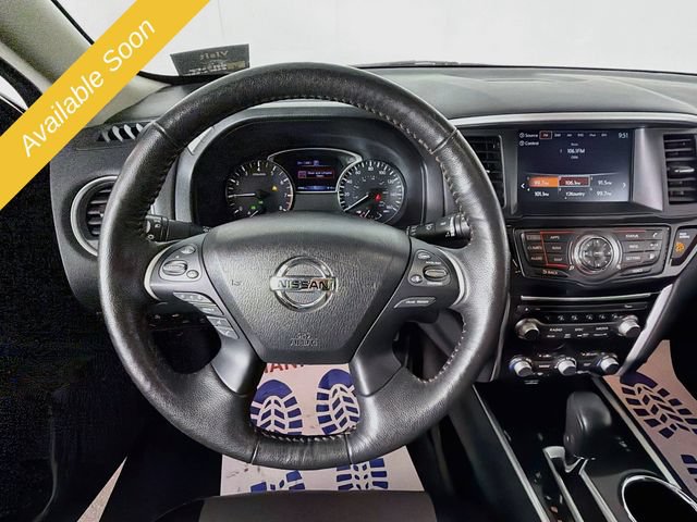 Used 2020 Nissan Pathfinder SL AWD/4WD image 11