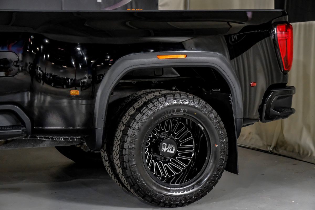 Used 2023 GMC Sierra 3500 Denali w/ Denali Ultimate Package AWD/4WD image 14