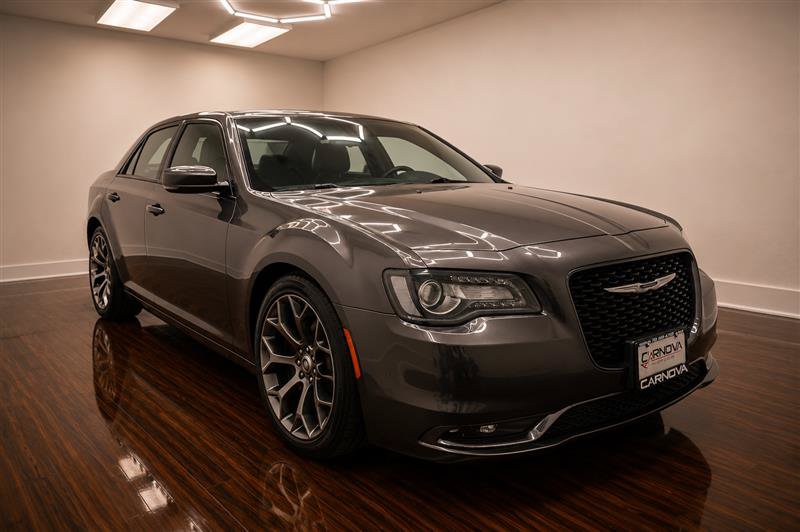 Used 2017 Chrysler 300 S w/ Safetytec Plus Group RWD image 10