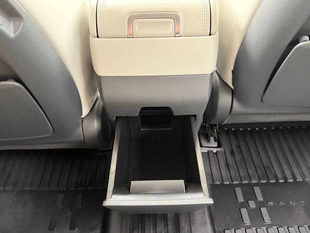 Used 2024 Hyundai Santa Fe SEL FWD image 14