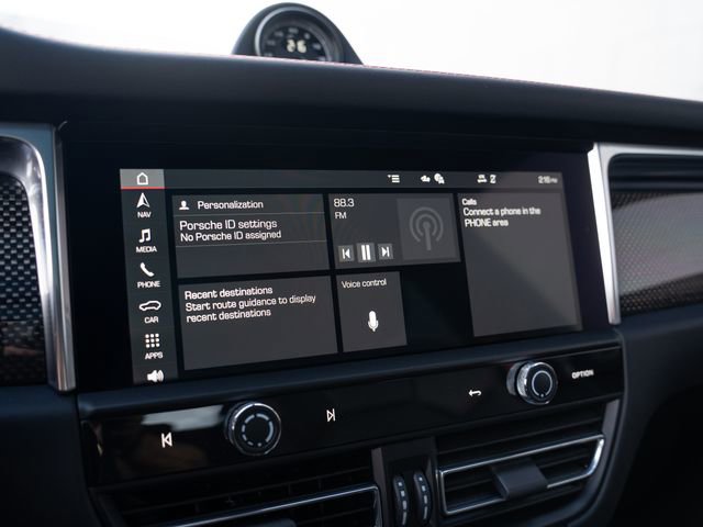 New 2026 Porsche Macan GTS image 24