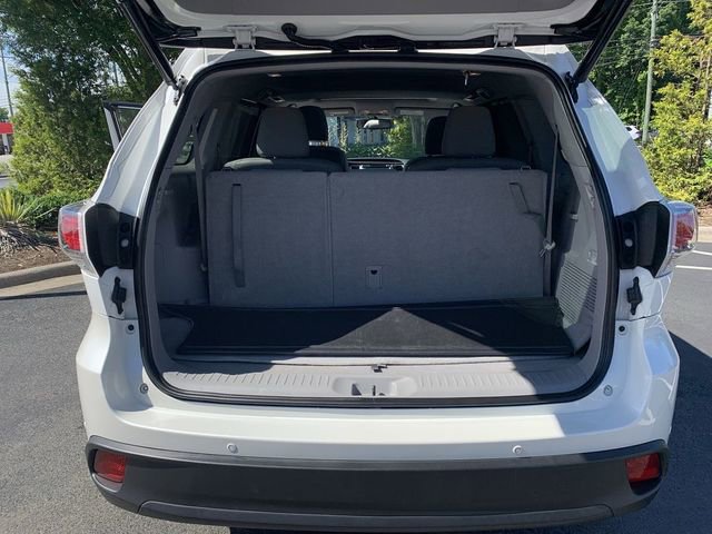 Used 2015 Toyota Highlander Limited AWD/4WD image 34