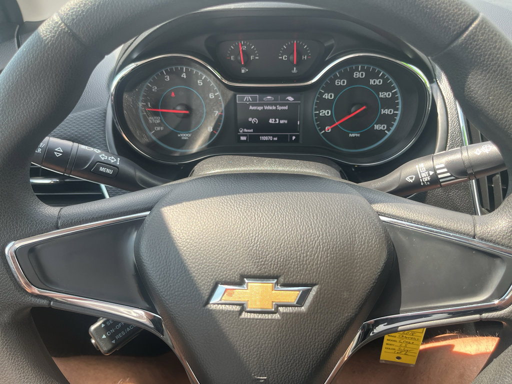 Used 2018 Chevrolet Cruze LS FWD image 13