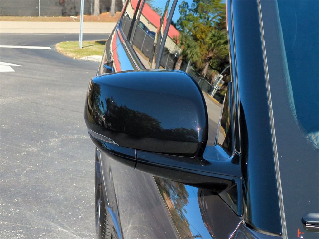 Used 2024 Jeep Grand Cherokee L Summit image 12