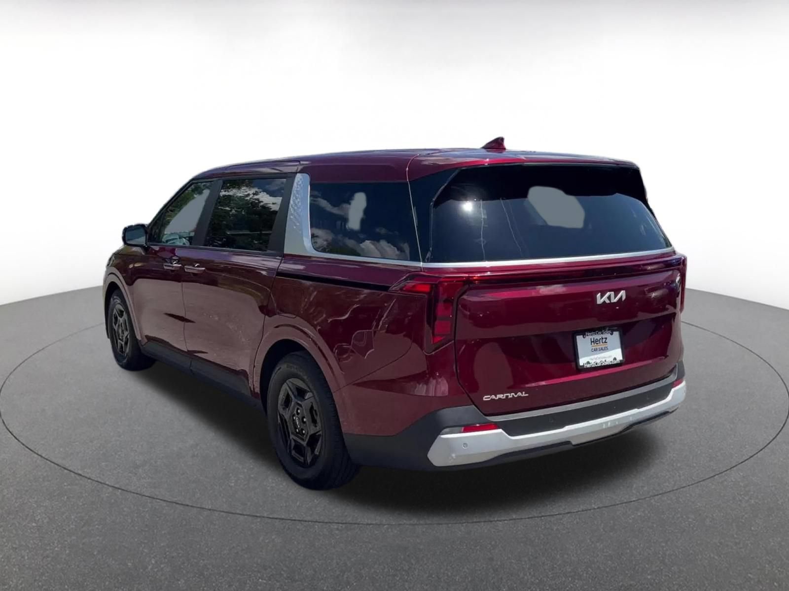Used 2026 Kia Carnival FWD image 10
