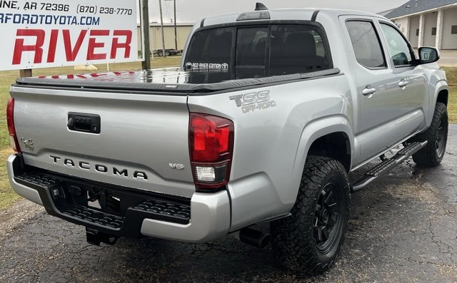 Used 2023 Toyota Tacoma SR image 8