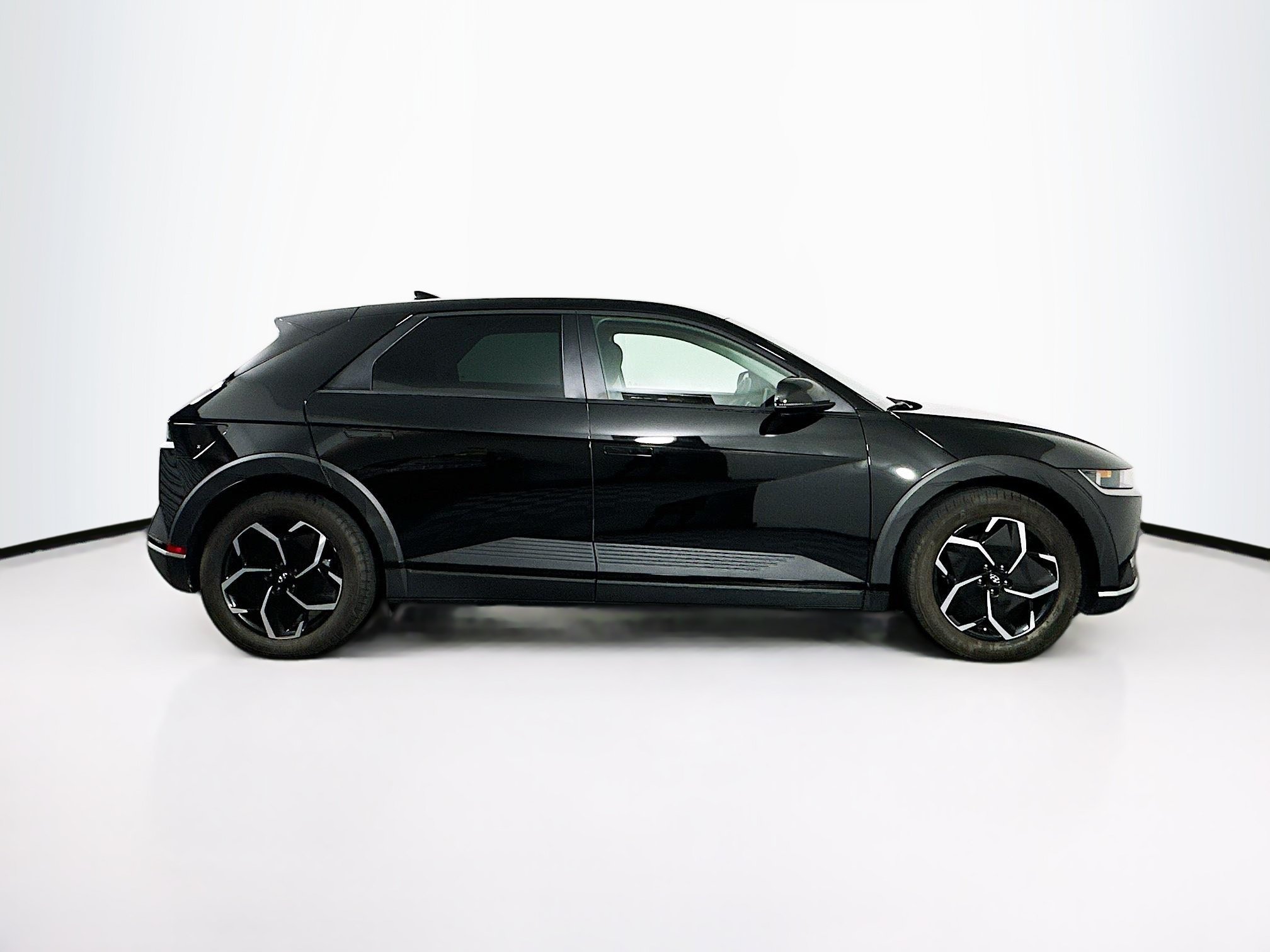 Used 2024 Hyundai Ioniq 5 SEL RWD image 10