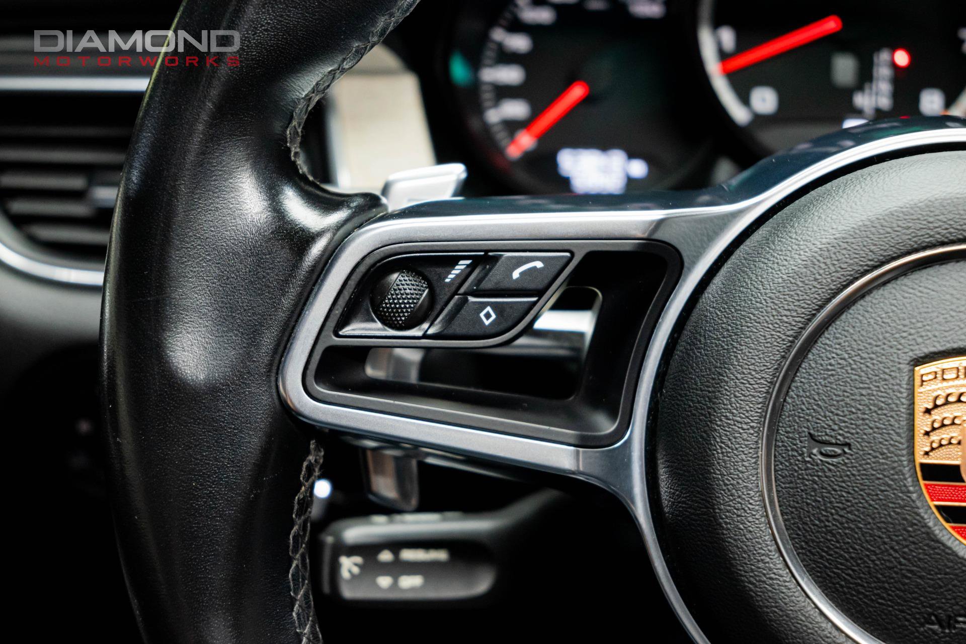 Used 2018 Porsche Macan Turbo image 73