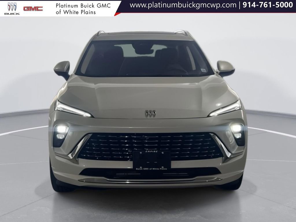 New 2024 Buick Envision Avenir image 2