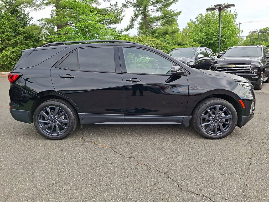 Used 2024 Chevrolet Equinox RS w/ RS Leather Package AWD/4WD image 9