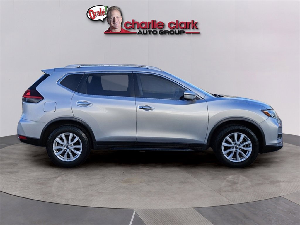 Used 2018 Nissan Rogue SV image 7