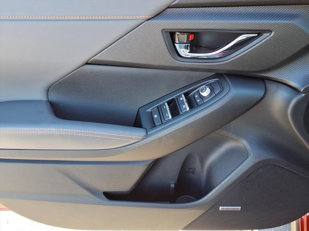 Used 2025 Subaru Crosstrek 2.5i Limited w/ Crosstrek Mirror Package image 16