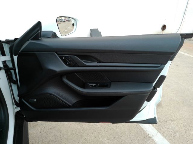 Used 2023 Porsche Taycan w/ Premium Package image 24