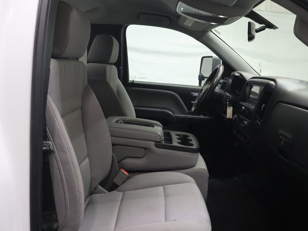 Used 2018 Chevrolet Silverado 1500 LS w/ Trailering Package image 9