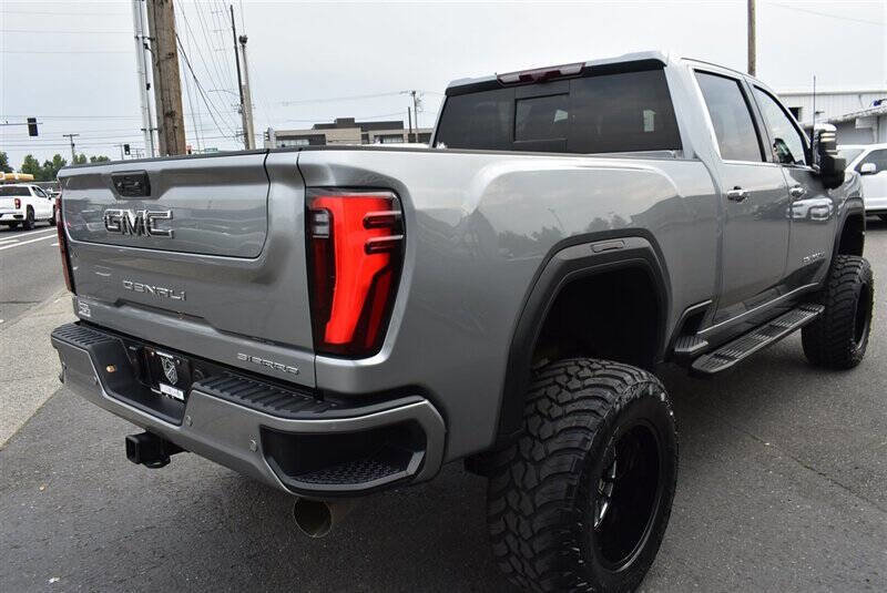Used 2024 GMC Sierra 3500 Denali Ultimate image 5