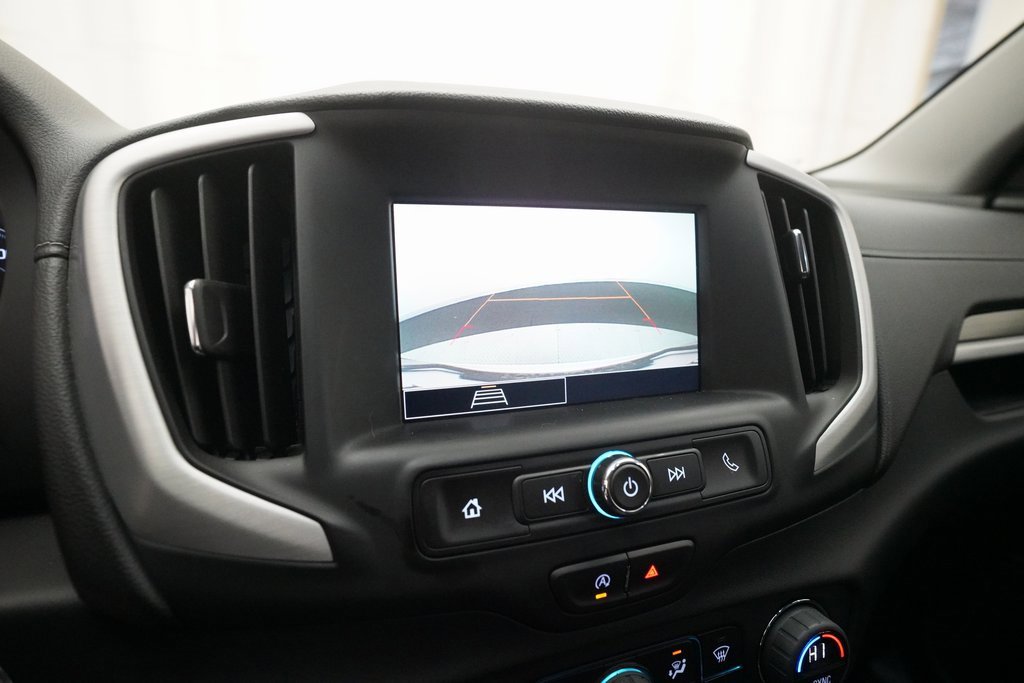 Used 2023 GMC Terrain SLE w/ Driver Convenience Package image 19