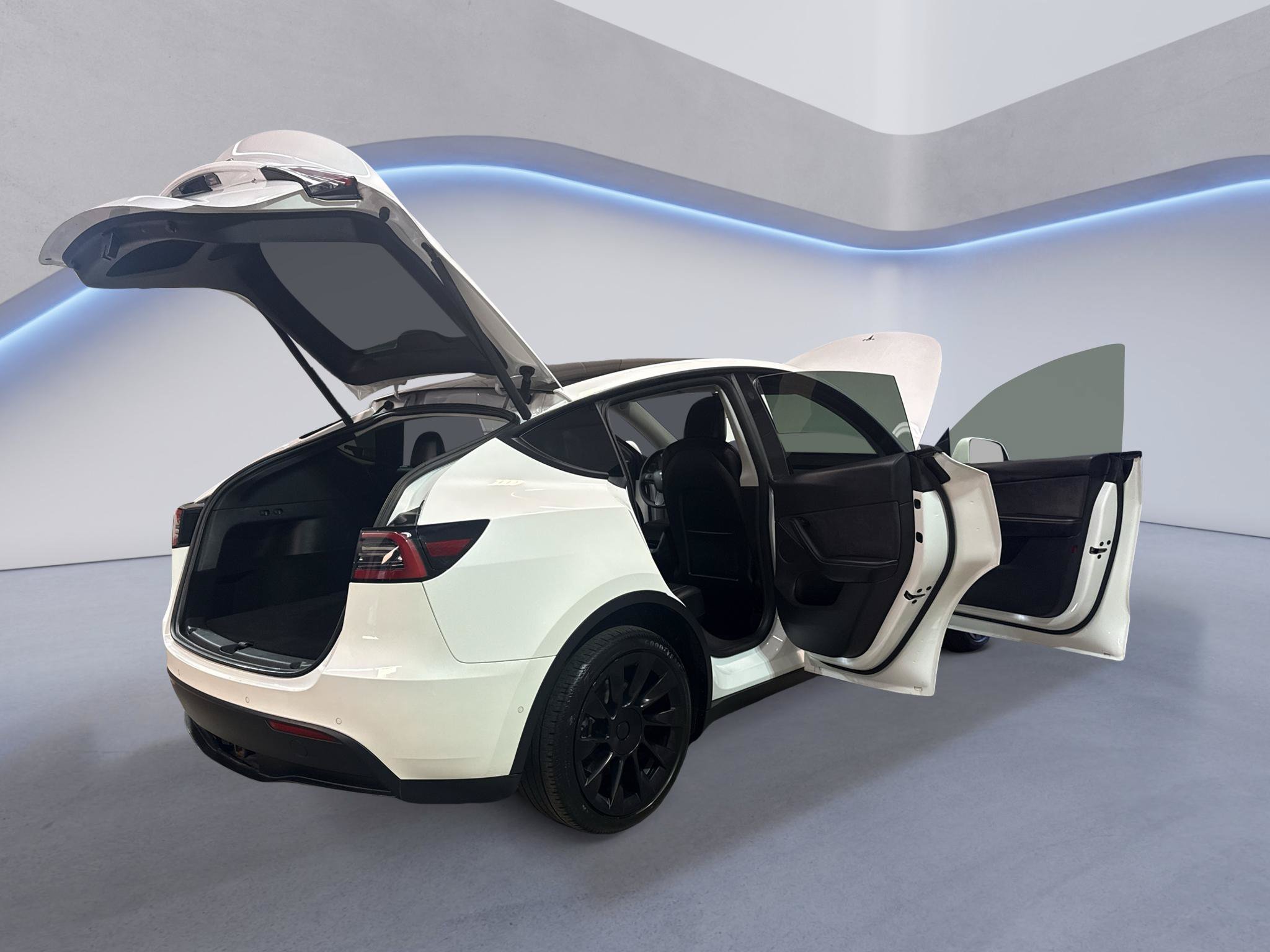 Used 2022 Tesla Model Y Long Range AWD/4WD image 14
