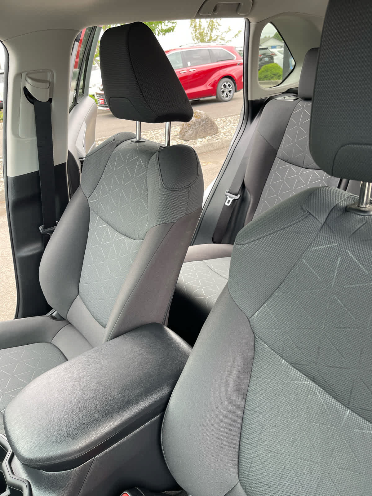 Used 2023 Toyota RAV4 XLE AWD/4WD image 49