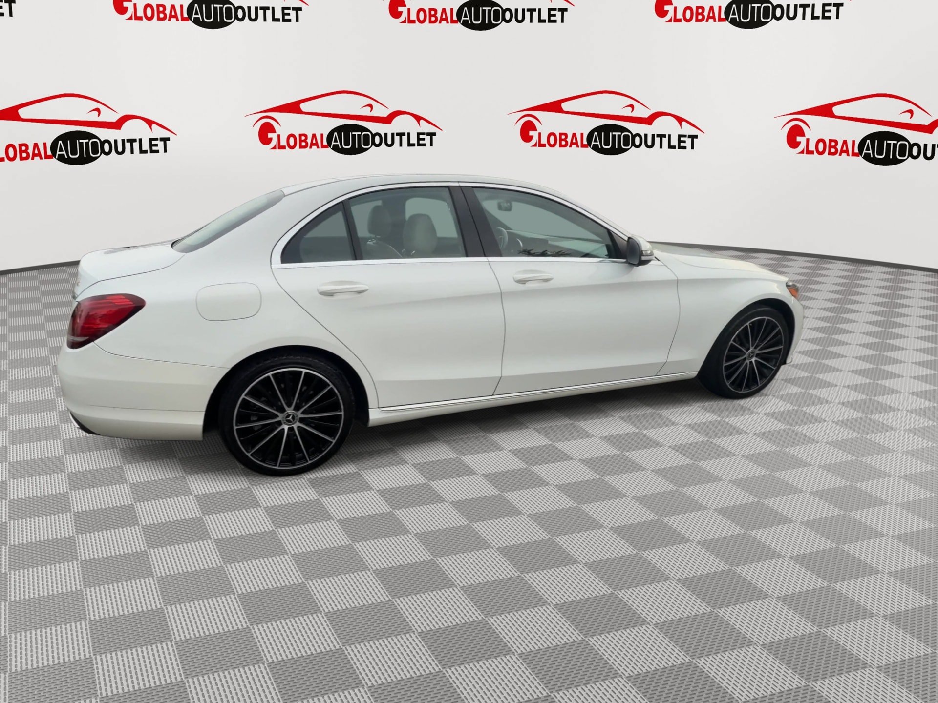 Used 2019 Mercedes-Benz C 300 Sedan image 8