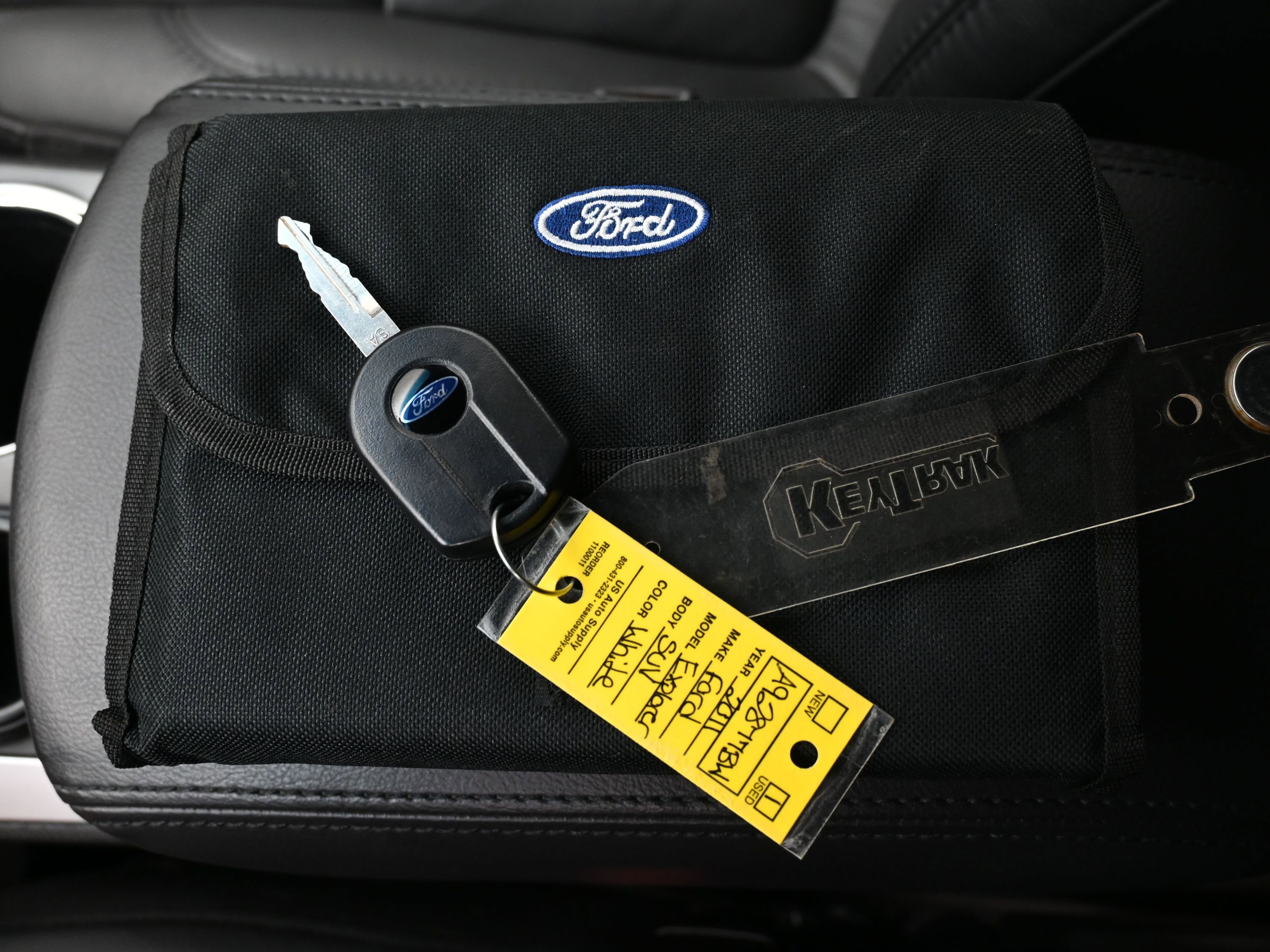 Used 2011 Ford Explorer XLT w/ 202A Rapid Spec Order Code image 18