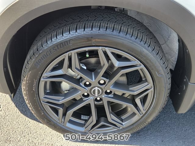 Certified 2026 Nissan Kicks SR FWD image 16