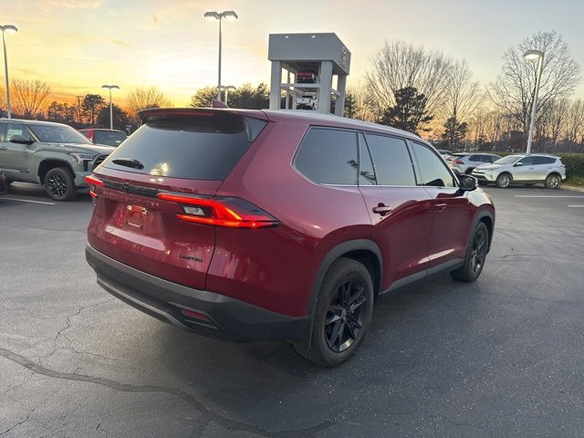 Used 2025 Toyota Grand Highlander FWD image 3