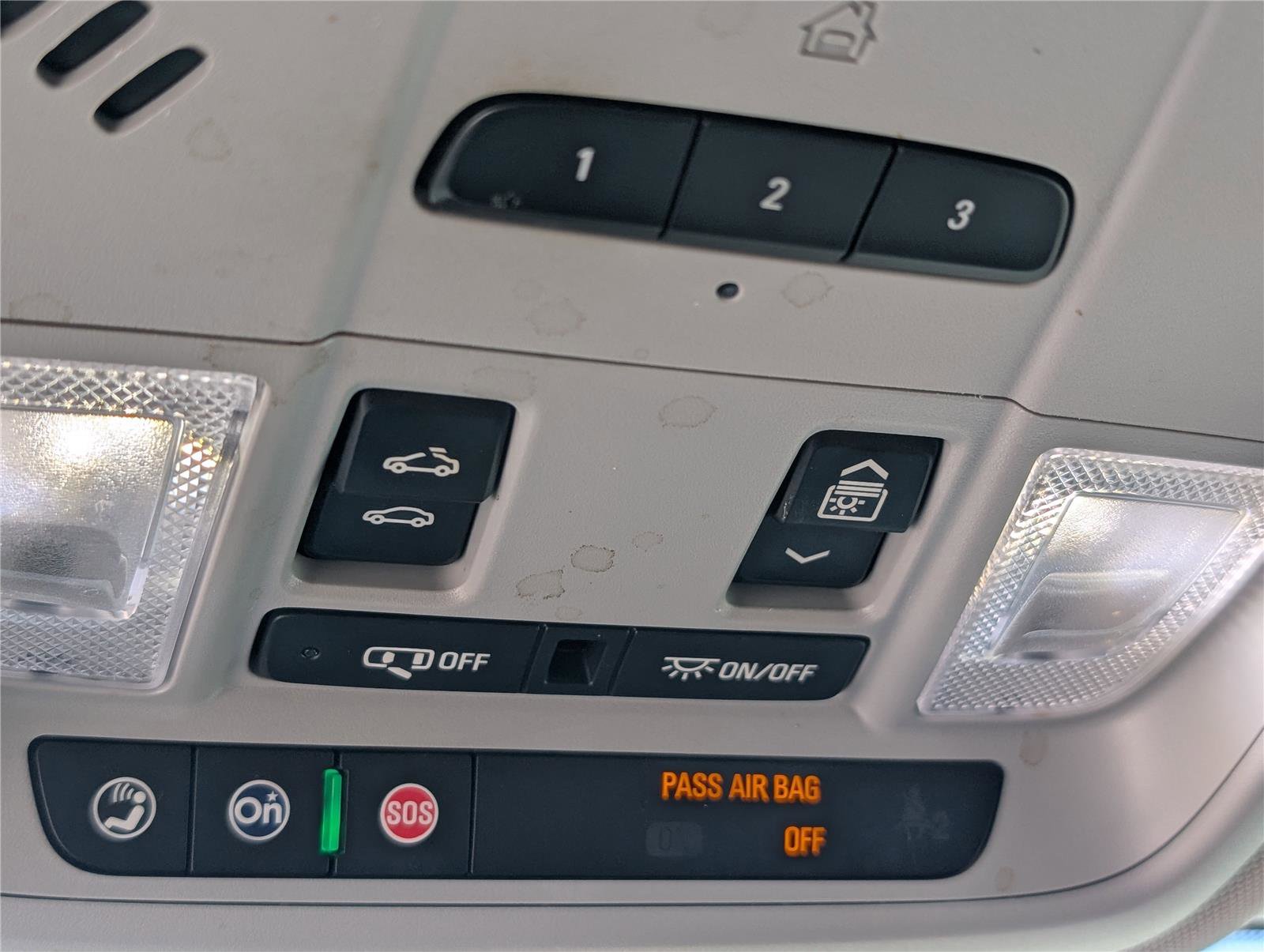 Used 2019 Chevrolet Equinox Premier AWD/4WD image 34