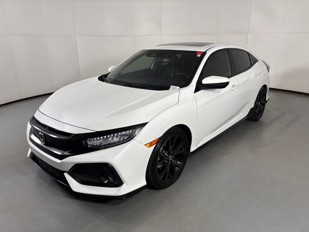 Used 2018 Honda Civic Sport Touring image 4