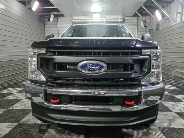 Used 2022 Ford F250 XL w/ Power Equipment Group AWD/4WD image 3
