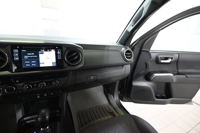 Used 2019 Toyota Tacoma TRD Off-Road AWD/4WD image 27