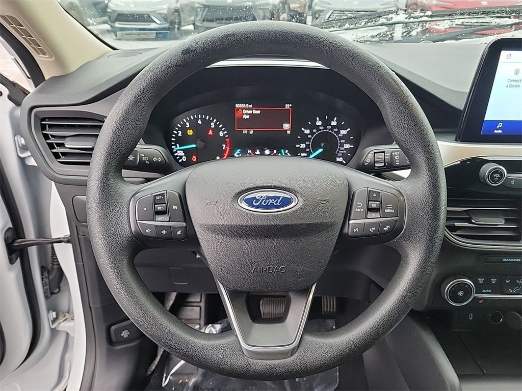 Used 2020 Ford Escape SE image 20