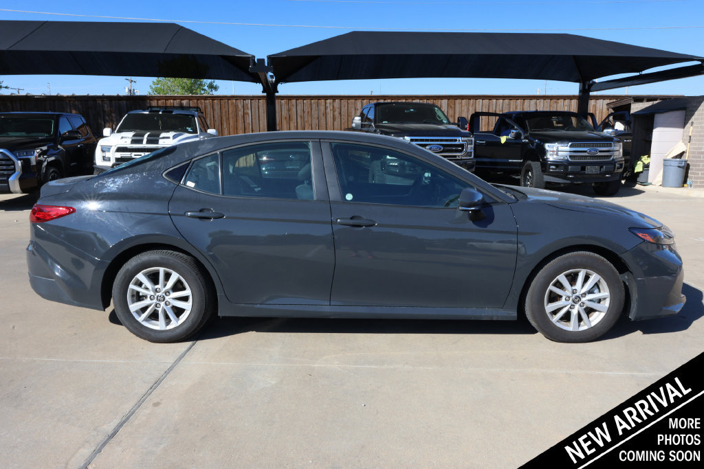 Used 2026 Toyota Camry LE FWD image 4