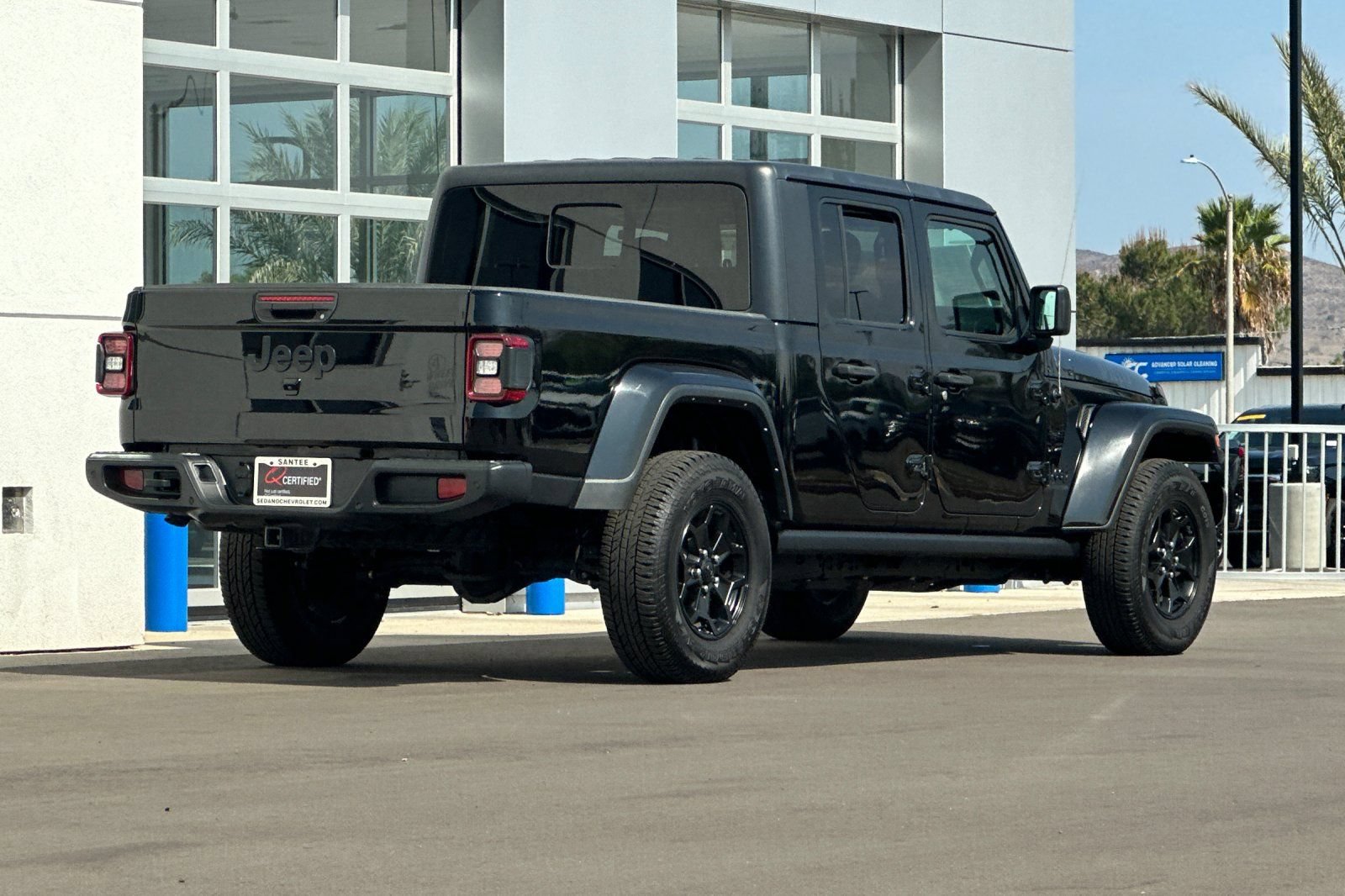 Used 2021 Jeep Gladiator Sport AWD/4WD image 4