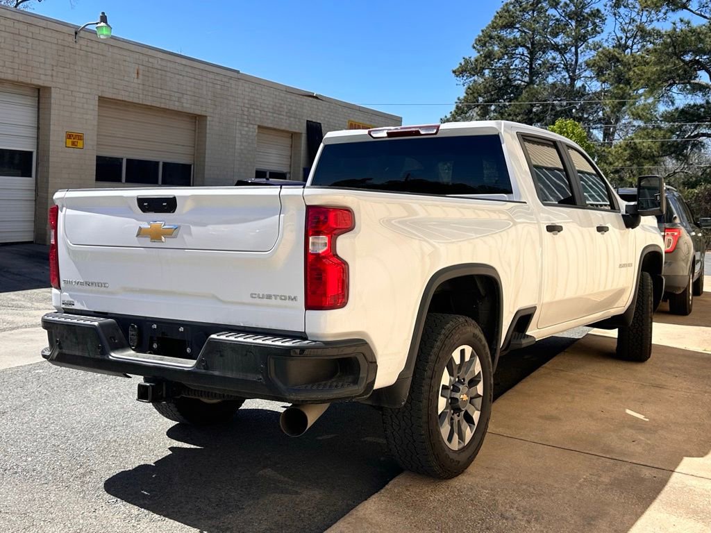 Used 2025 Chevrolet Silverado 2500 Custom w/ Custom Value Package image 9