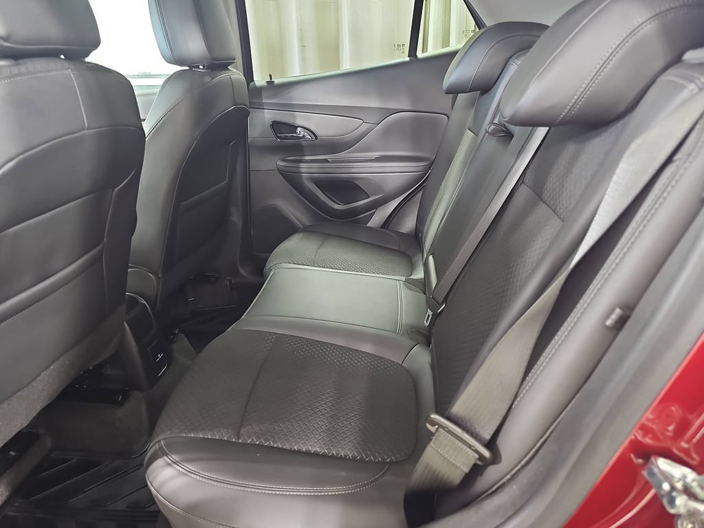 Used 2022 Buick Encore Preferred w/ Safety Package AWD/4WD image 17
